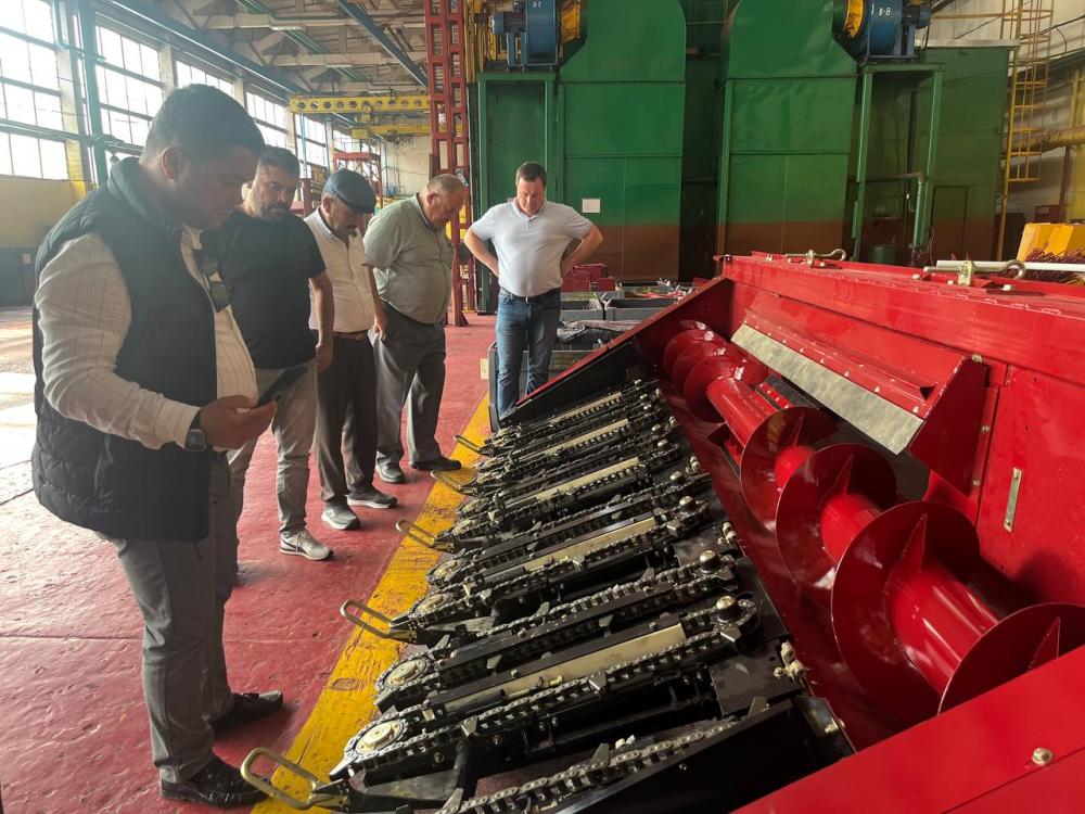 Сегодня ОАО "ГЗЛиН" посетила делегация из Турции.