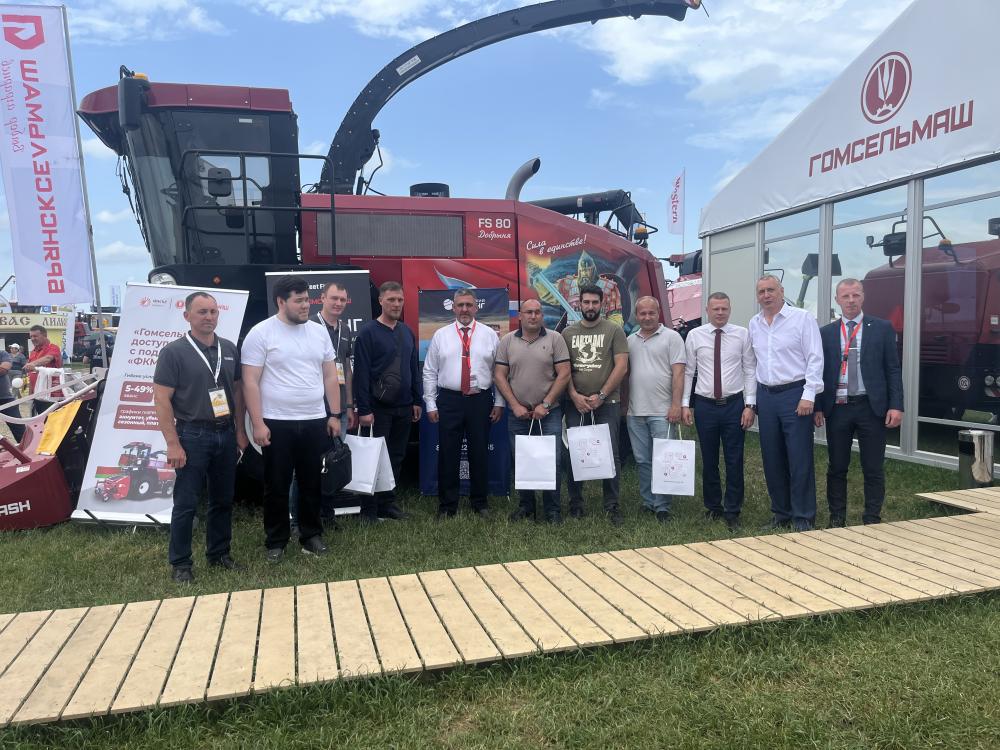 День второй на выставке «ЗОЛОТАЯ НИВА-2025» в самом разгаре!